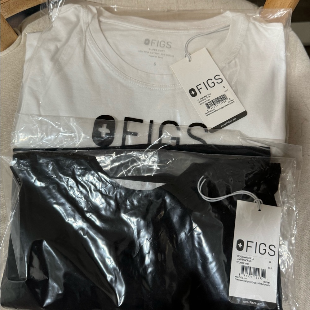 FIGS, black and white under scrubs , size small, new